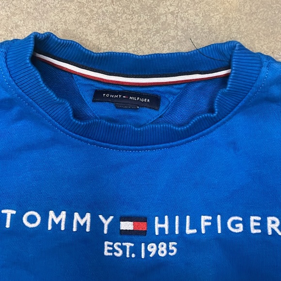 🔥 Tommy Hilfiger outfit 🔥 - Picture 4 of 10